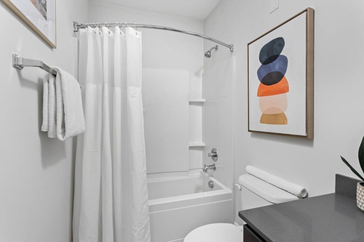 Apartment Dream Midtown 1br In Meridian Kessler Cozysuites Indianapolis